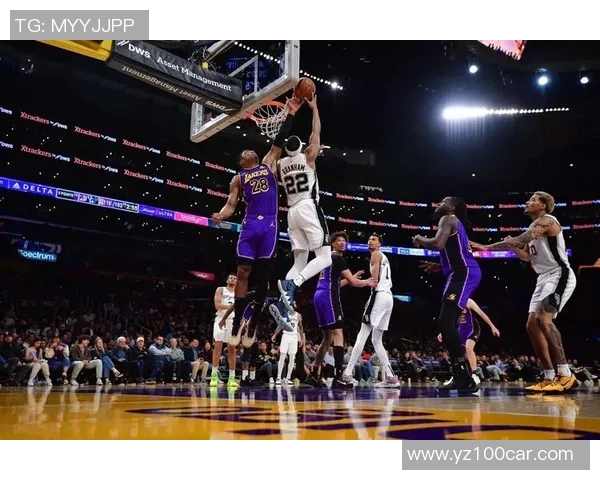 湖人对阵马刺马修斯表现分析与比赛精彩瞬间回顾