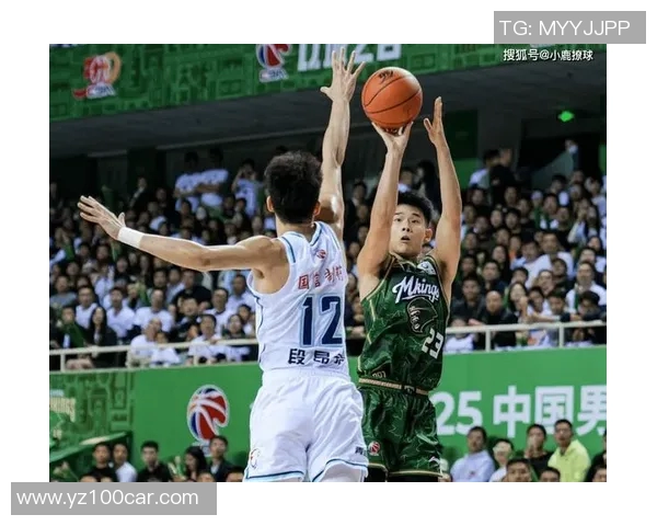 2015年新疆队与同曦队激战回顾：精彩瞬间与赛季亮点分析